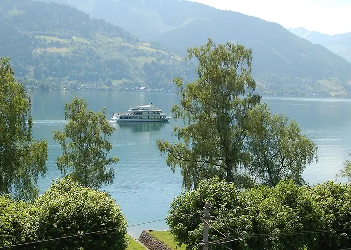 Апартаменты Alpensee Целль-ам-Зе